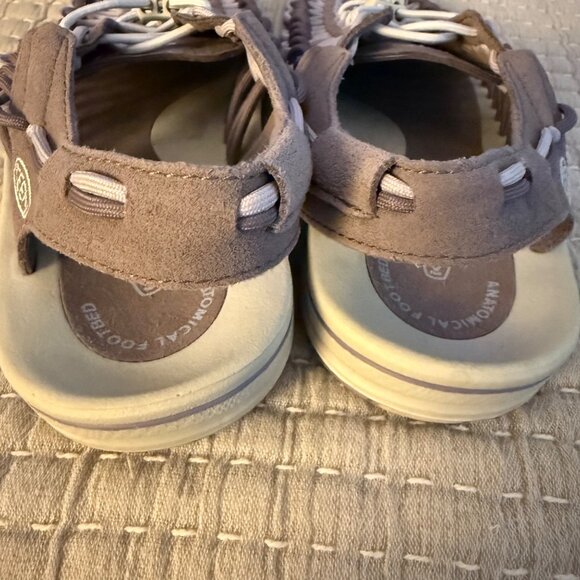 Size 9 WOMENS Keen Uneek GRAY Paracord Cord Rope Hiking Sandals Water Shoes - Picture 9 of 10